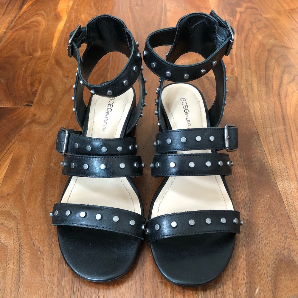BCBGeneration Studded Bradee Sandal Size 7 Black